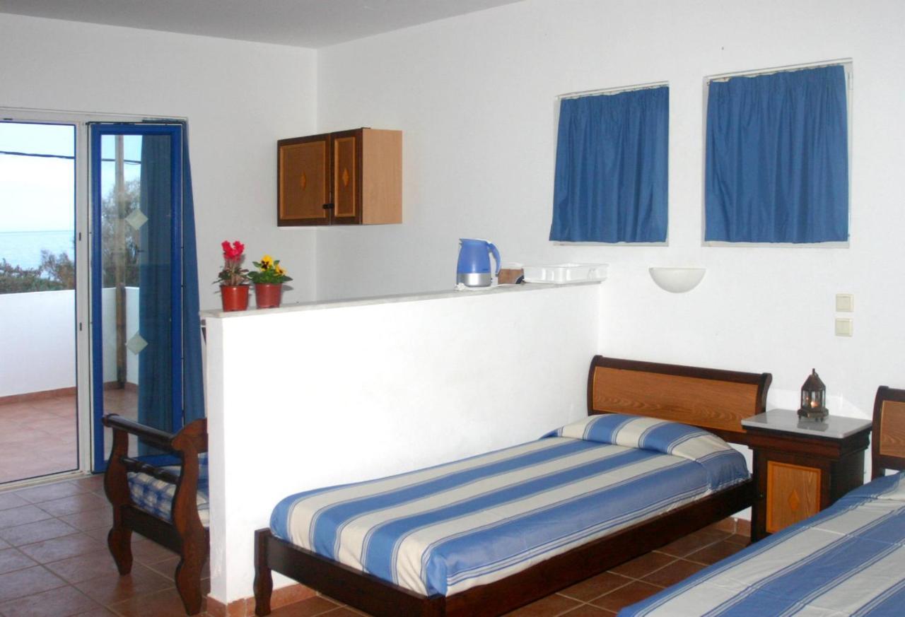 לרדוס Katikies Studios & Apartments מראה חיצוני תמונה
