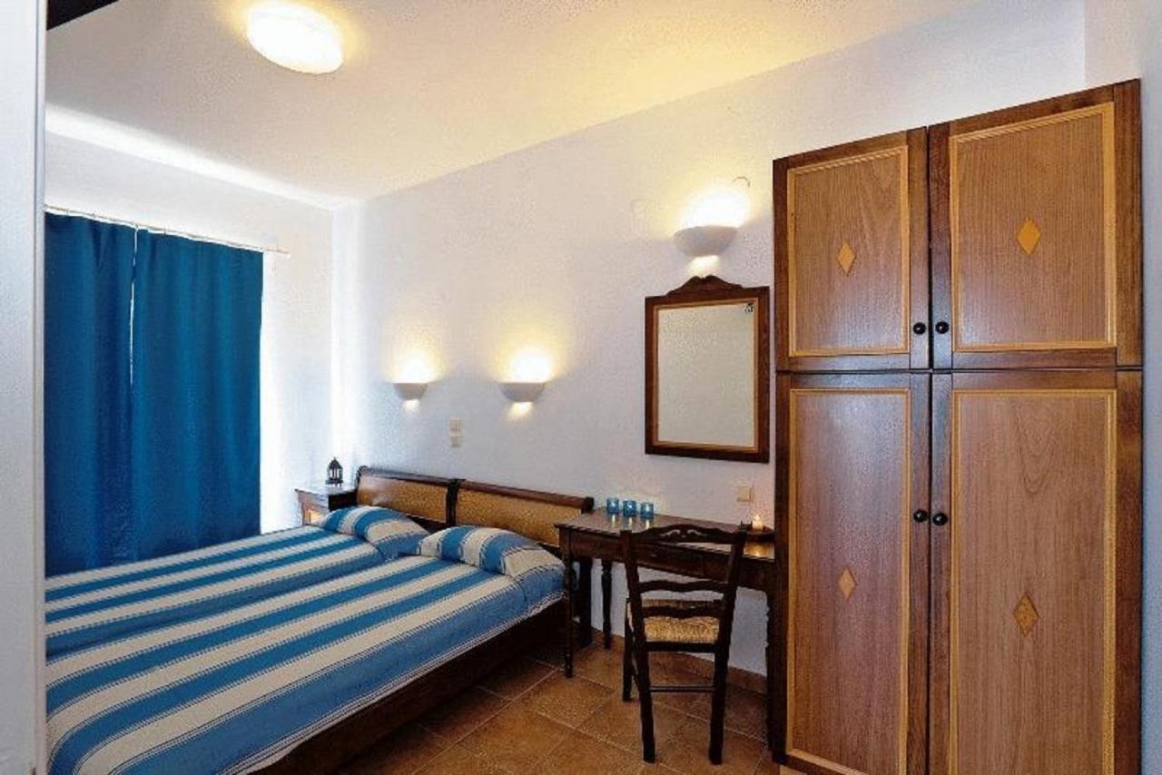 לרדוס Katikies Studios & Apartments מראה חיצוני תמונה